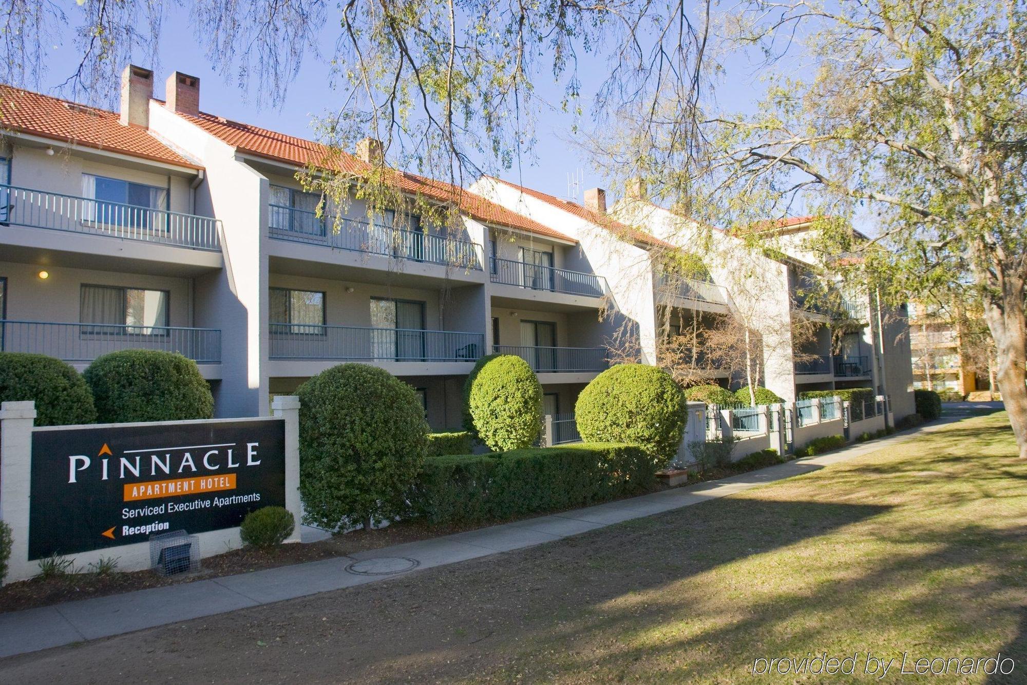 Pinnacle Apartments Canberra Exterior photo